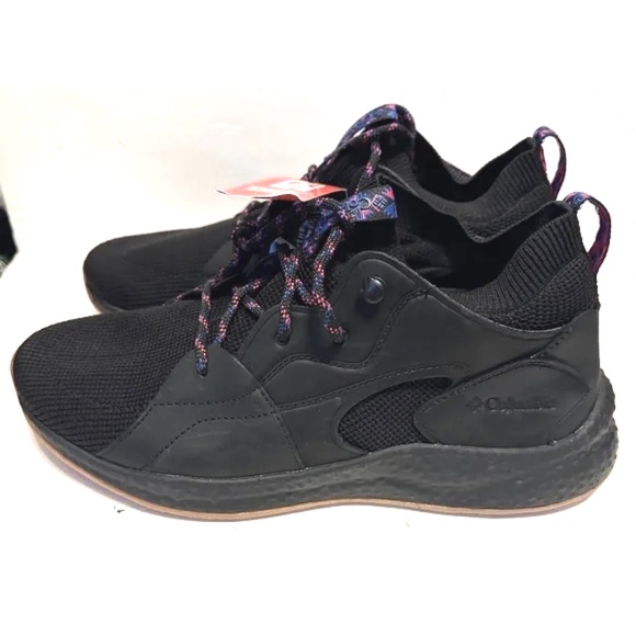 Columbia BM9903-010 Mens Sz 10 Hiking Boots NEW